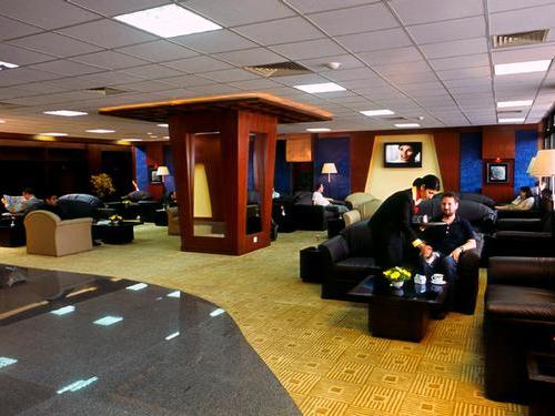 executive-lounge-3588-1