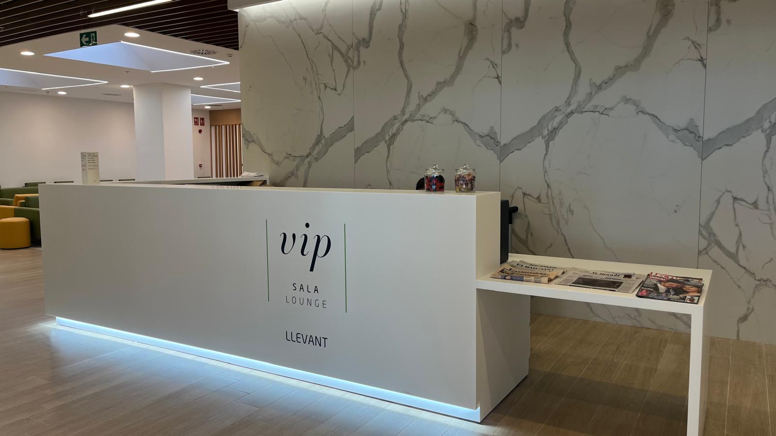 PMI4-llevant-vip-lounge-01